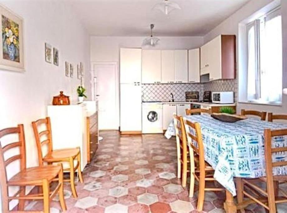 Villetta La Conchiglia Ла Мадалена Екстериор снимка